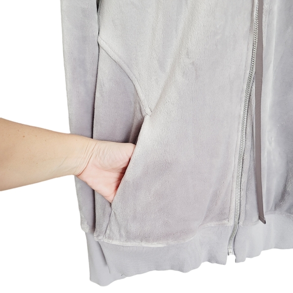 Athleta Triumph Hoodie In Double Cozy Karma in Norwegian Grey - Picture 10 of 16